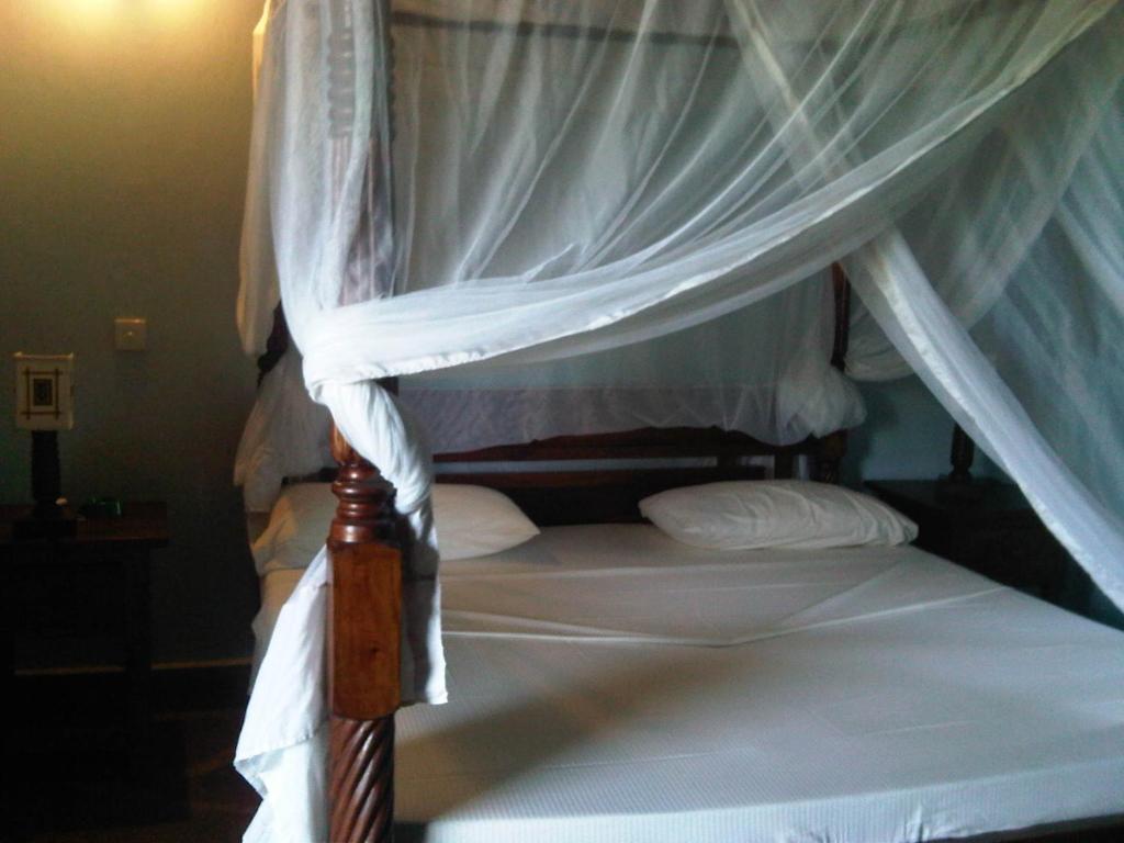 Bed and Breakfast Giraffe House Malindi Zimmer foto