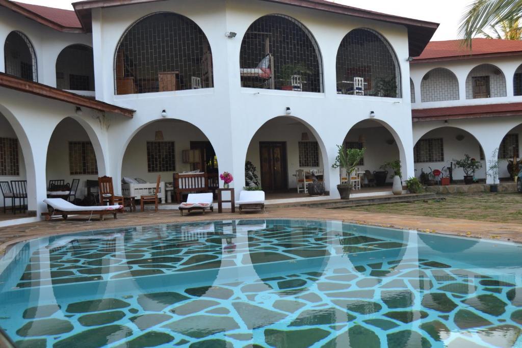 Bed and Breakfast Giraffe House Malindi Exterior foto