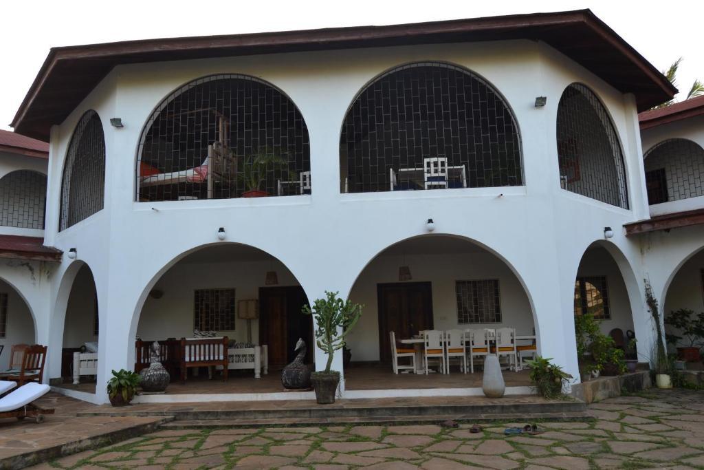 Bed and Breakfast Giraffe House Malindi Exterior foto